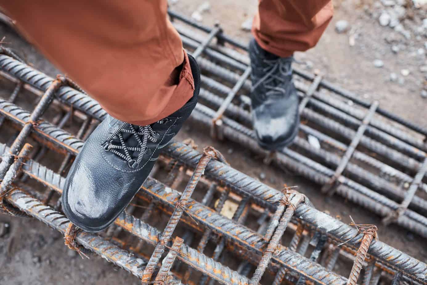 Best Safety Shoes for Civil Engineers: Your Guide to Finding the ...